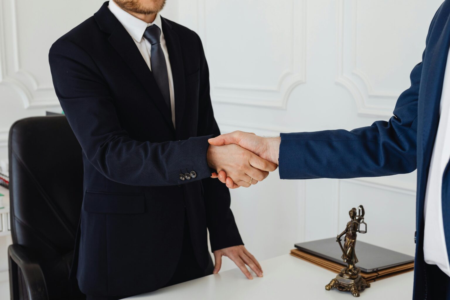Why Having a Corporate Lawyer on Your Side Changes How You Do Business
