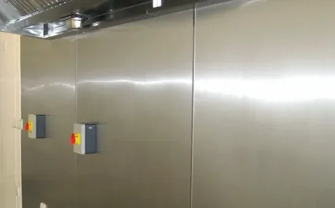 Stainless Steel Wall Panels: Durable Protection for Hygienic and Commercial Spaces